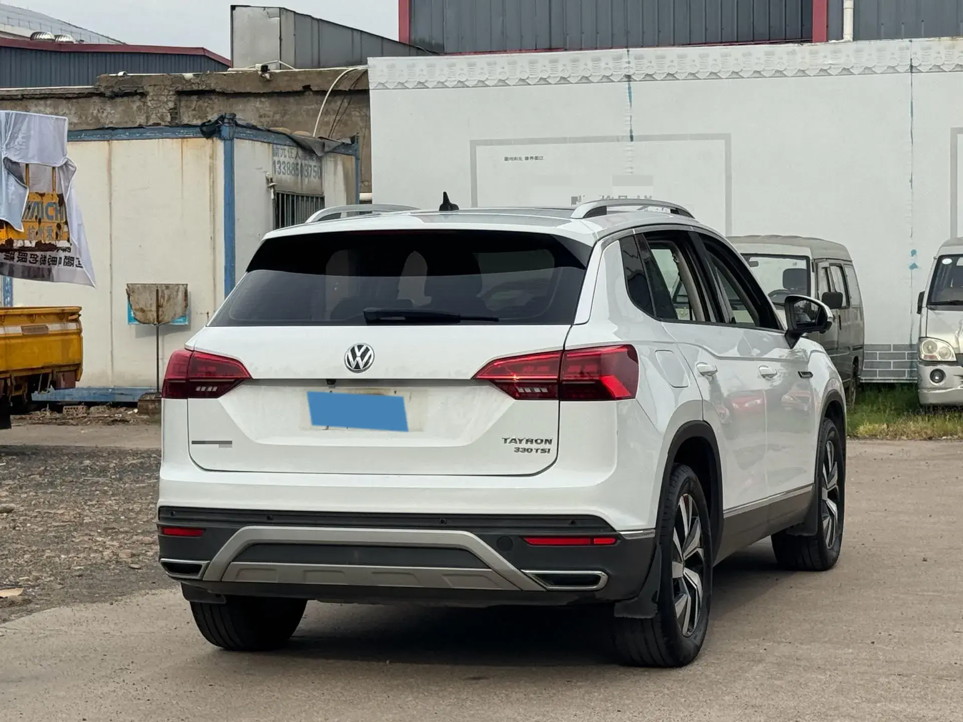 2020 VOLKSWAGEN TAYRON thumbnail 4