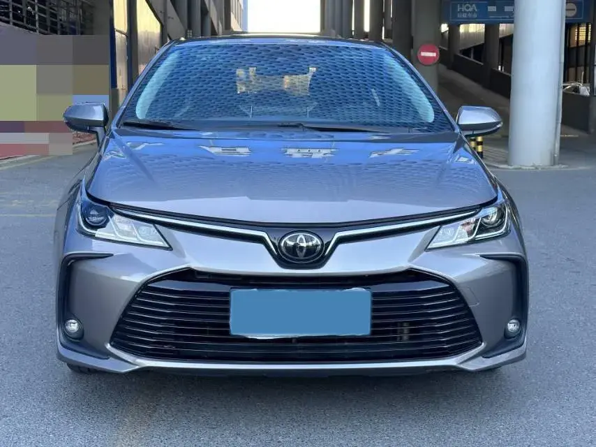 2021 TOYOTA COROLLA thumbnail 2