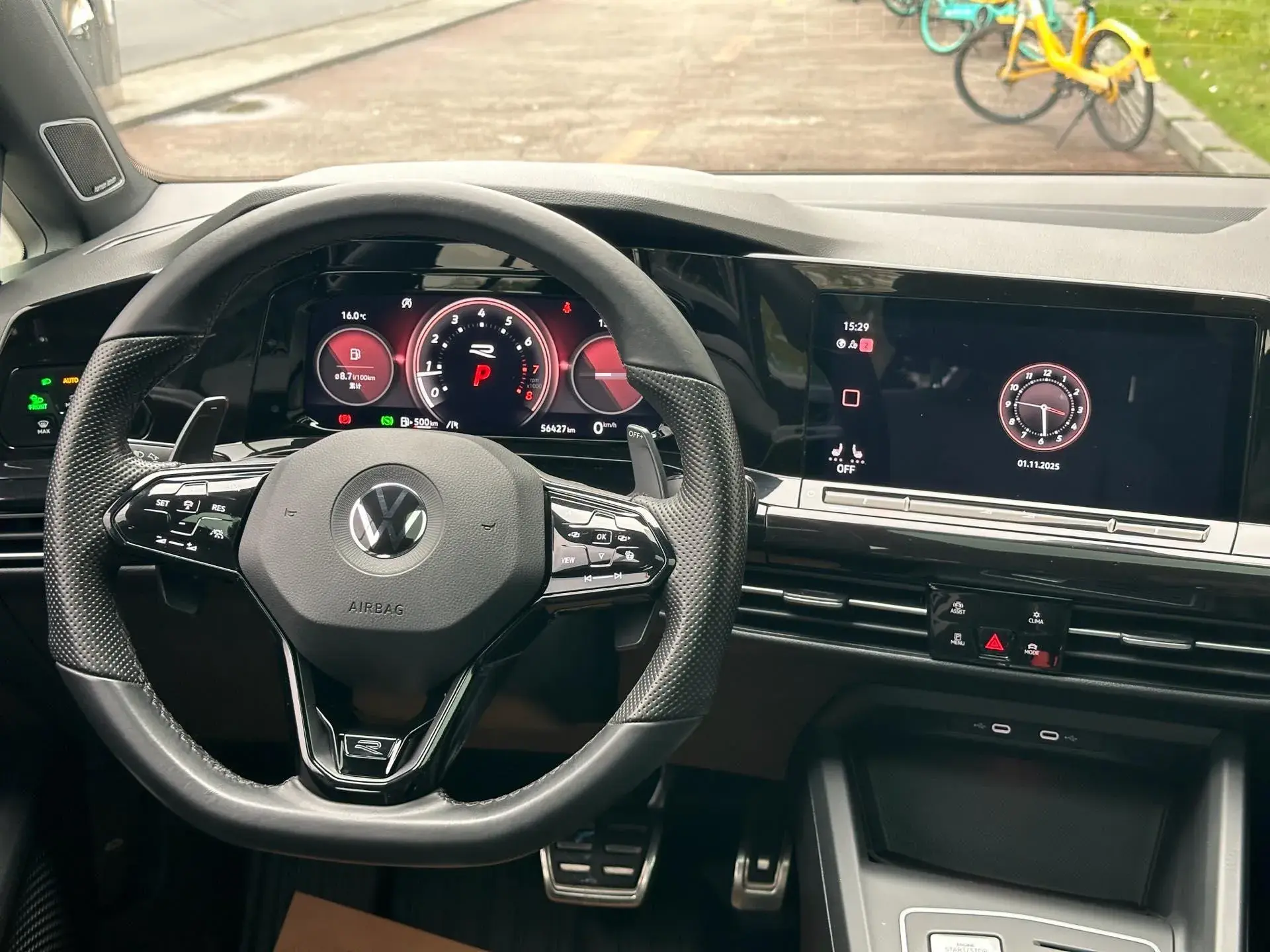 2021 VOLKSWAGEN GOLF thumbnail 4