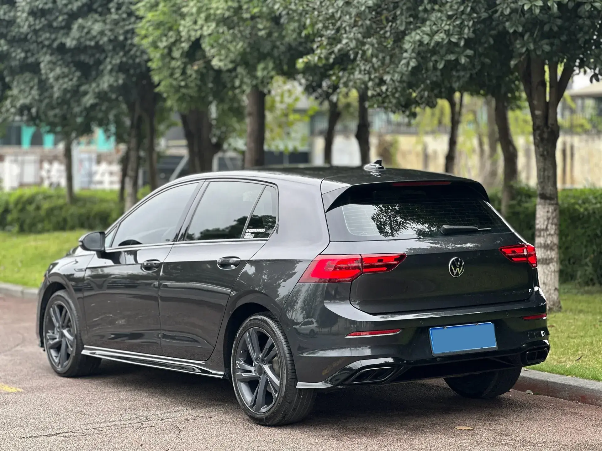 2021 VOLKSWAGEN GOLF thumbnail 3