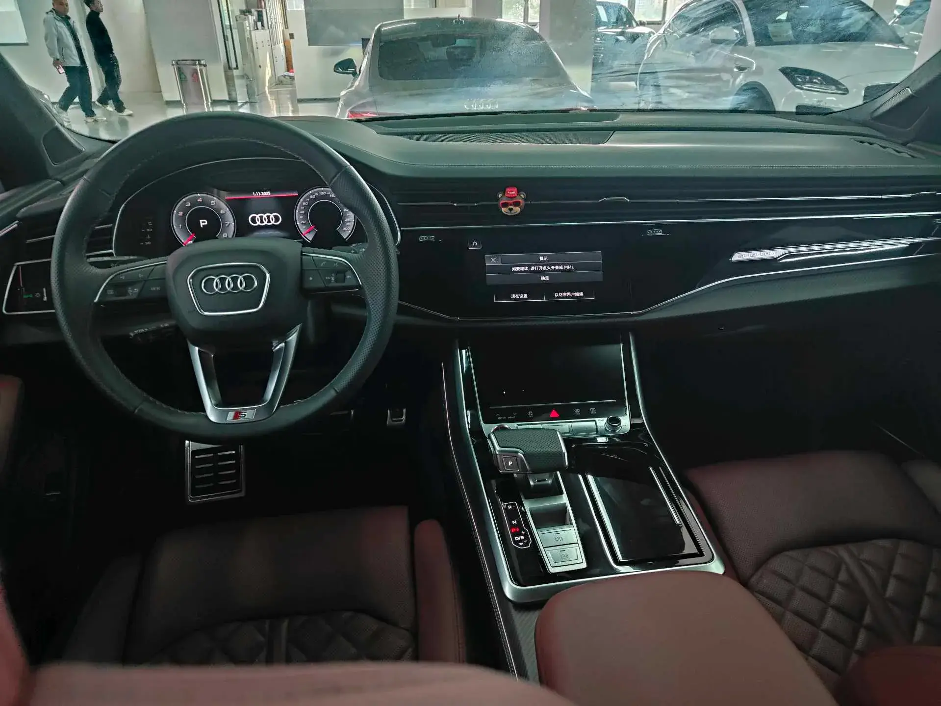 2024 AUDI SQ7 thumbnail 3