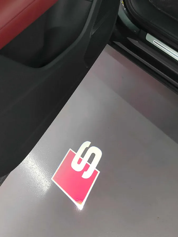 2024 Audi SQ7 4.0T 507HP V8 8AT,autocango,china used car exporter,china ev exporter,chinese used car exporter,chinese used ev exporter