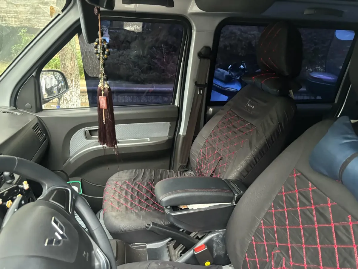 2020 WuLing RongGuang EV BEV 41.6KWH,autocango,china used car exporter,china ev exporter,chinese used car exporter,chinese used ev exporter