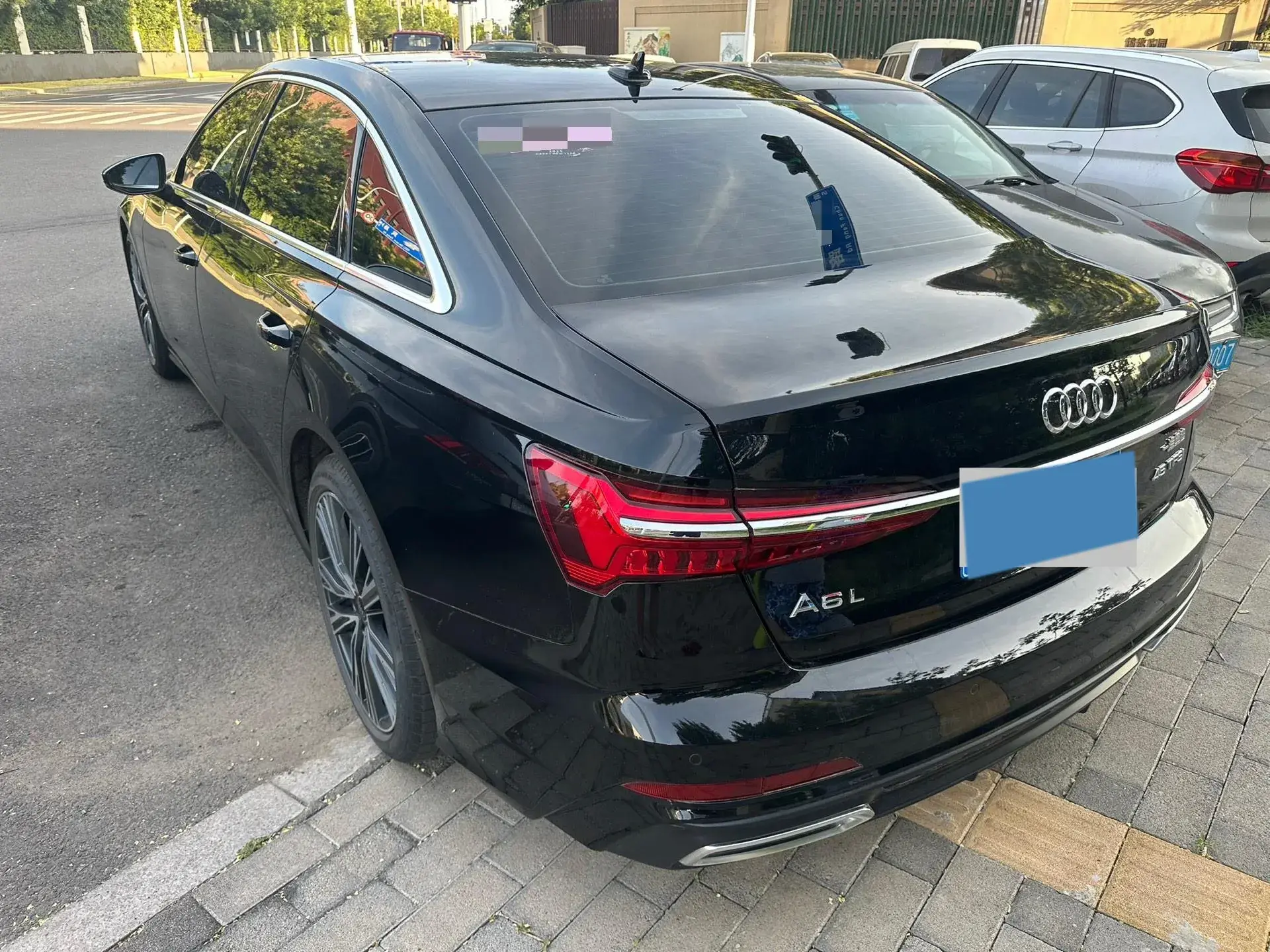 2021 AUDI A6L thumbnail 3