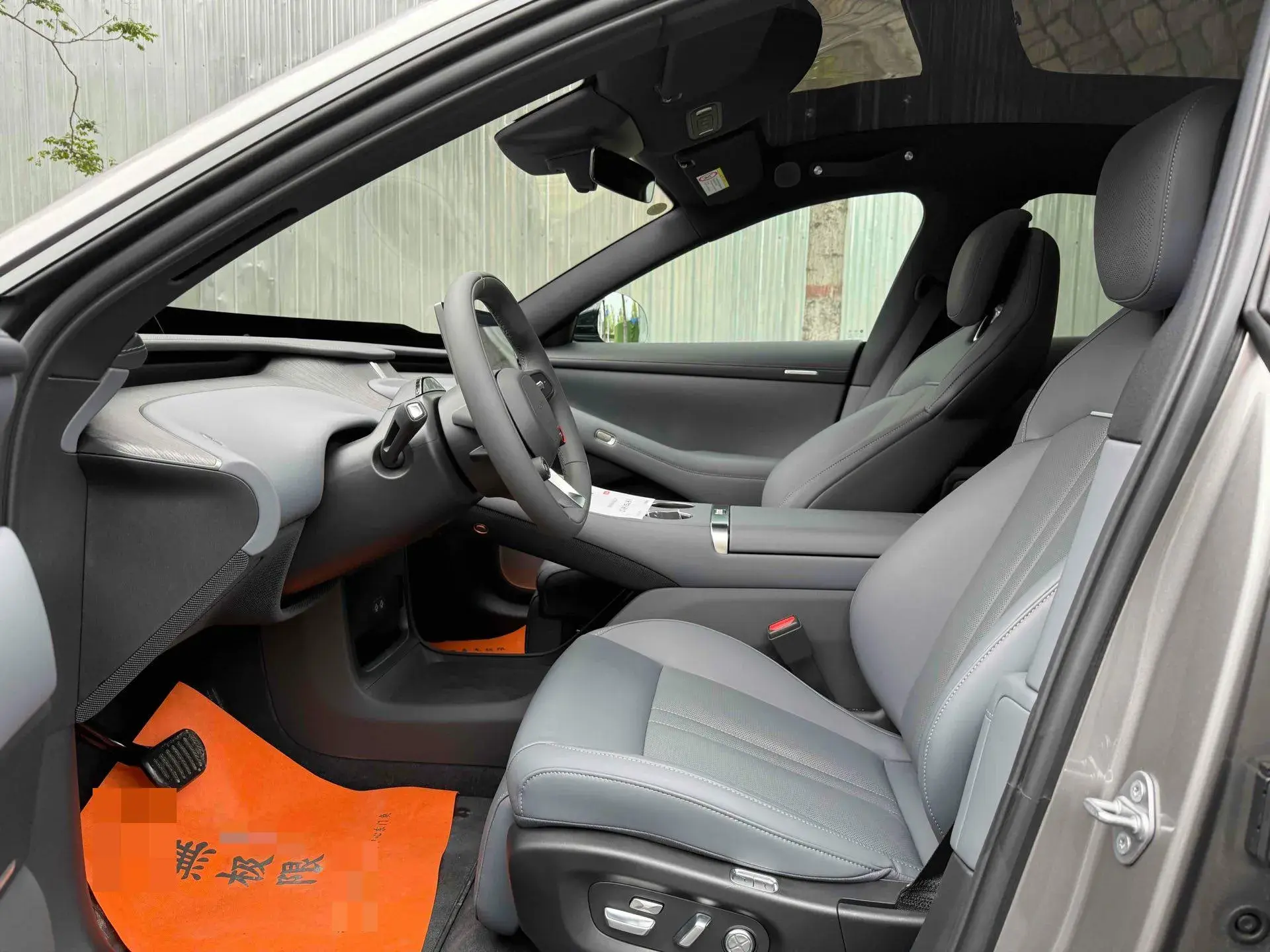 2025 MI YU7 thumbnail 4