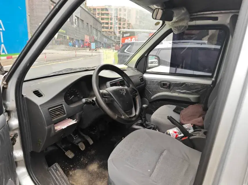 2021 WULING RONGGUANG thumbnail 2