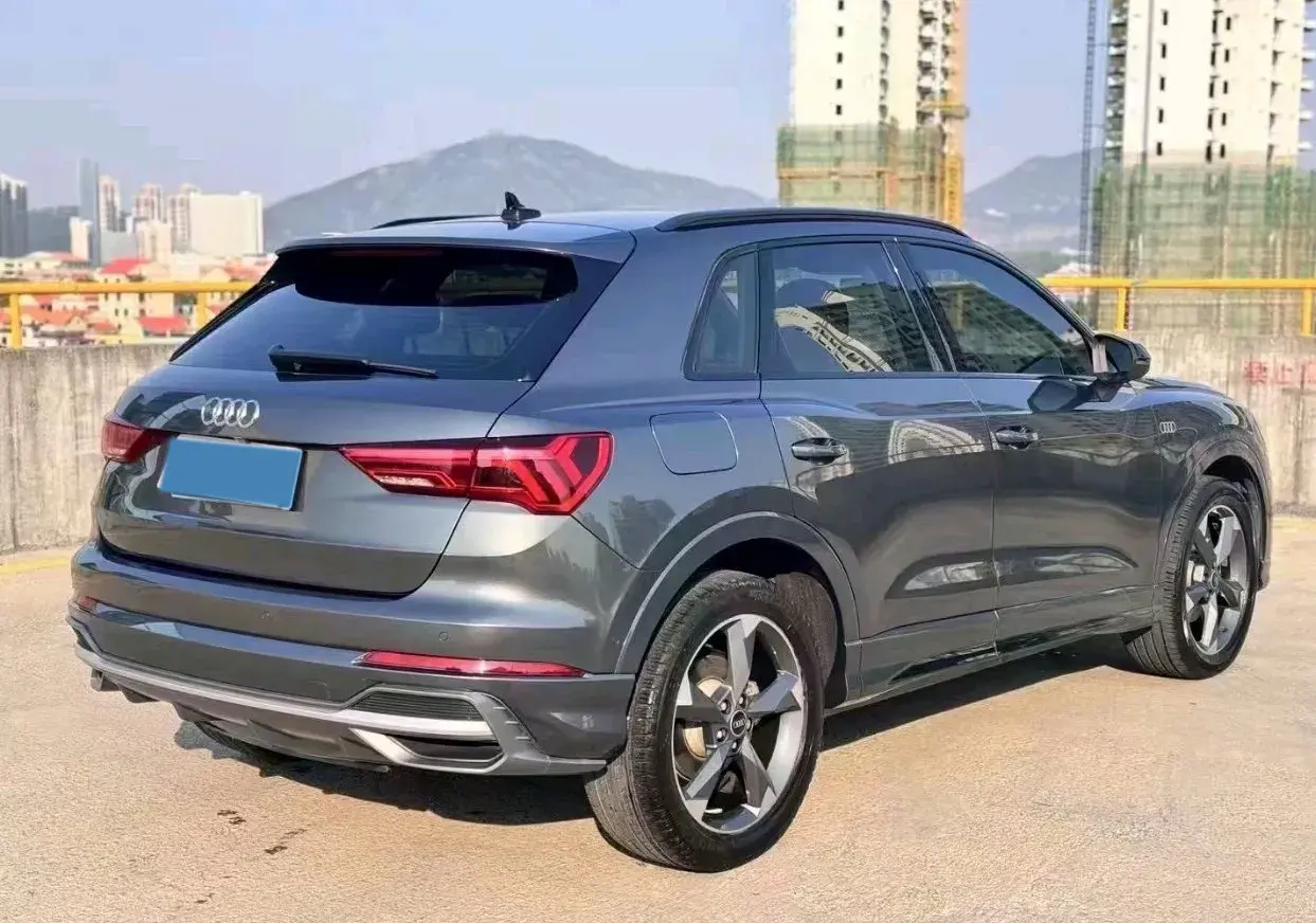 2021 AUDI Q3 thumbnail 4