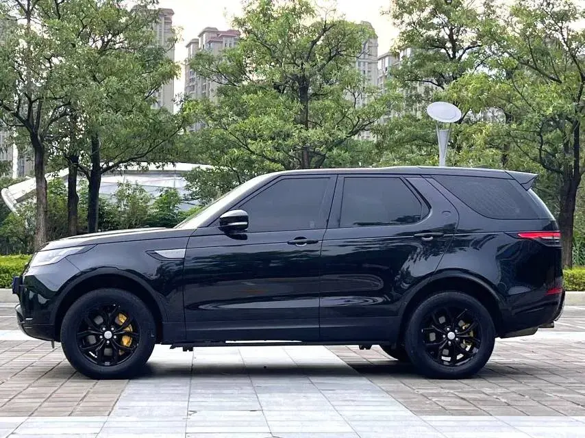 2018 LAND ROVER thumbnail 3