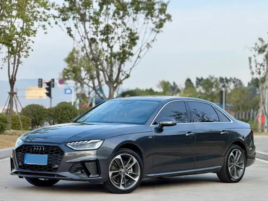2020 Audi A4L 2.0T 150HP L4 7DCT