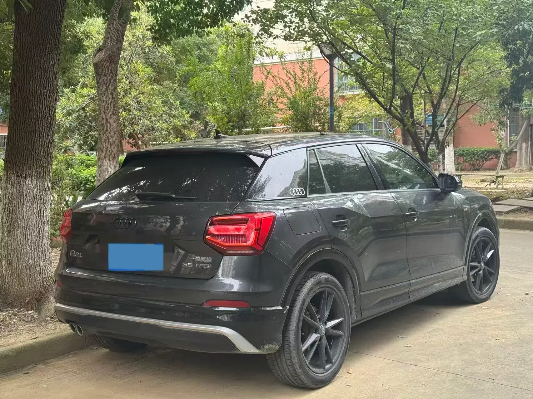 2020 AUDI Q2L thumbnail 4