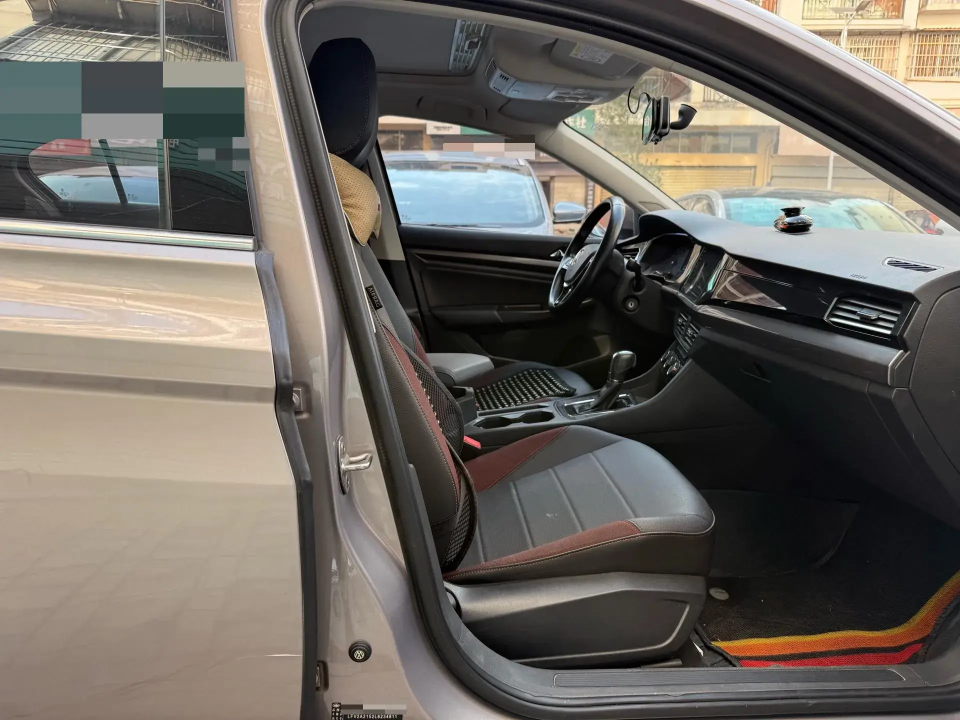 2020 VOLKSWAGEN BORA thumbnail 4