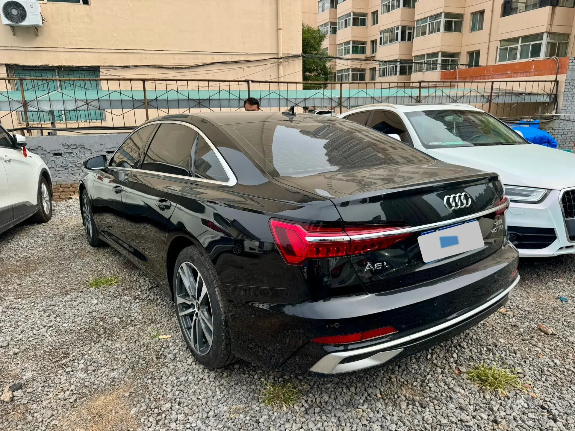 2023 AUDI A6L thumbnail 2