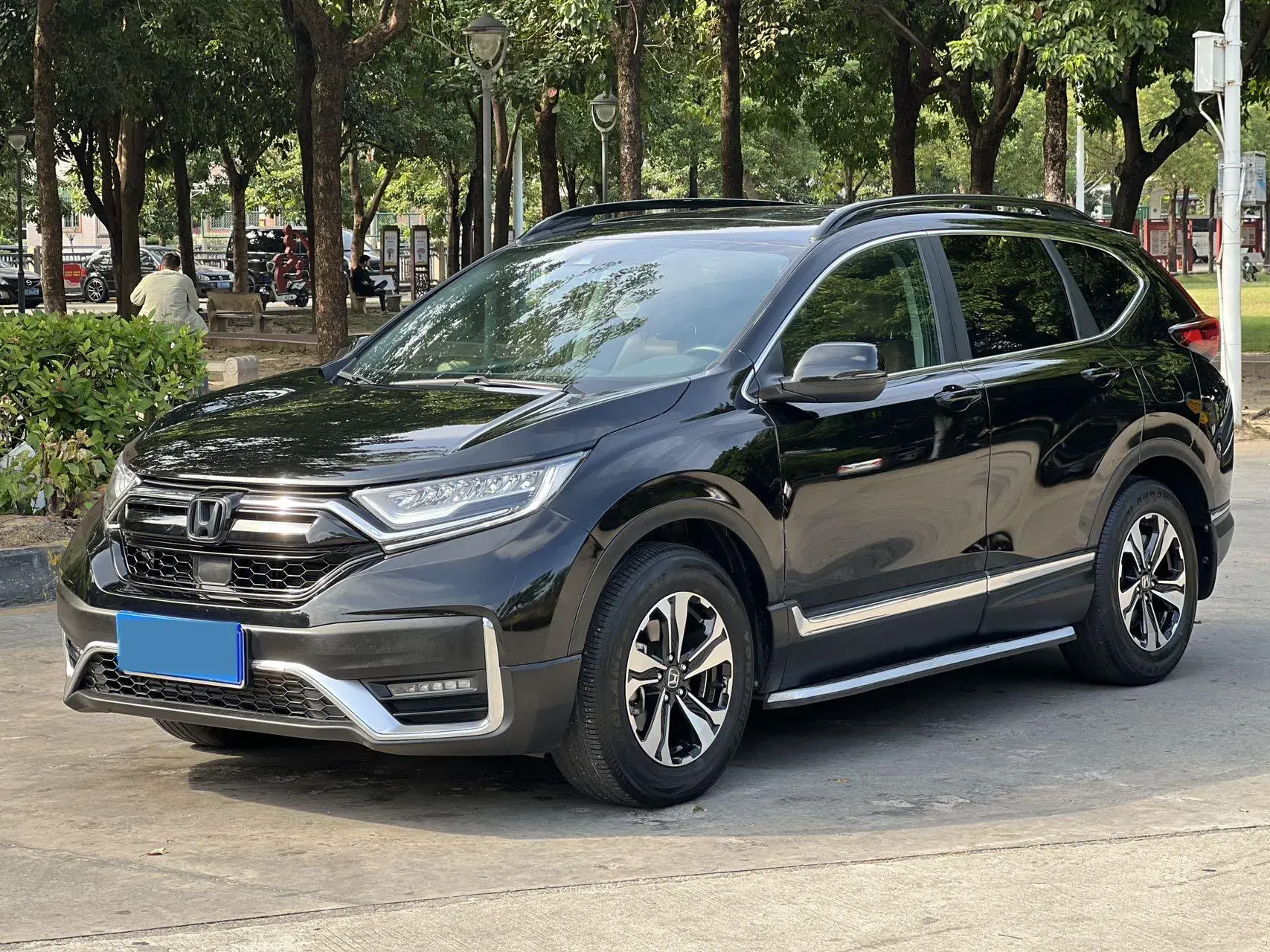 2021 HONDA CR-V view 1