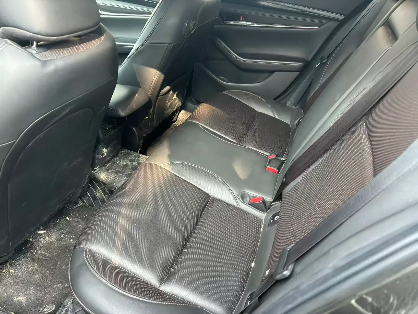 2021 MAZDA 3 thumbnail 4