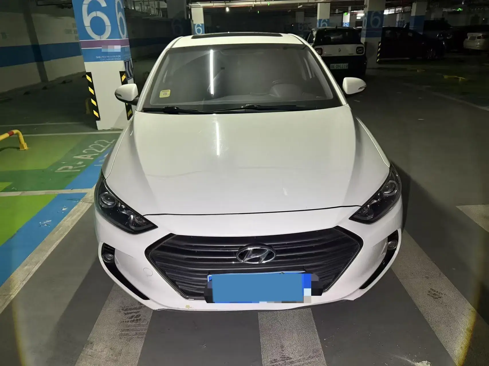 2016 HYUNDAI ELANTRA thumbnail 2