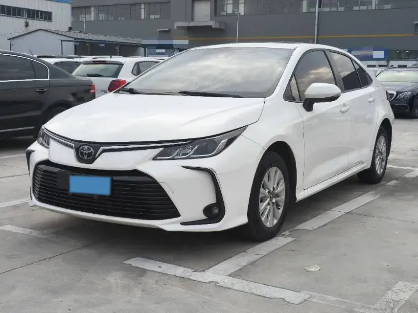 2019 Toyota Corolla 1.2T 116HP L4 CVT