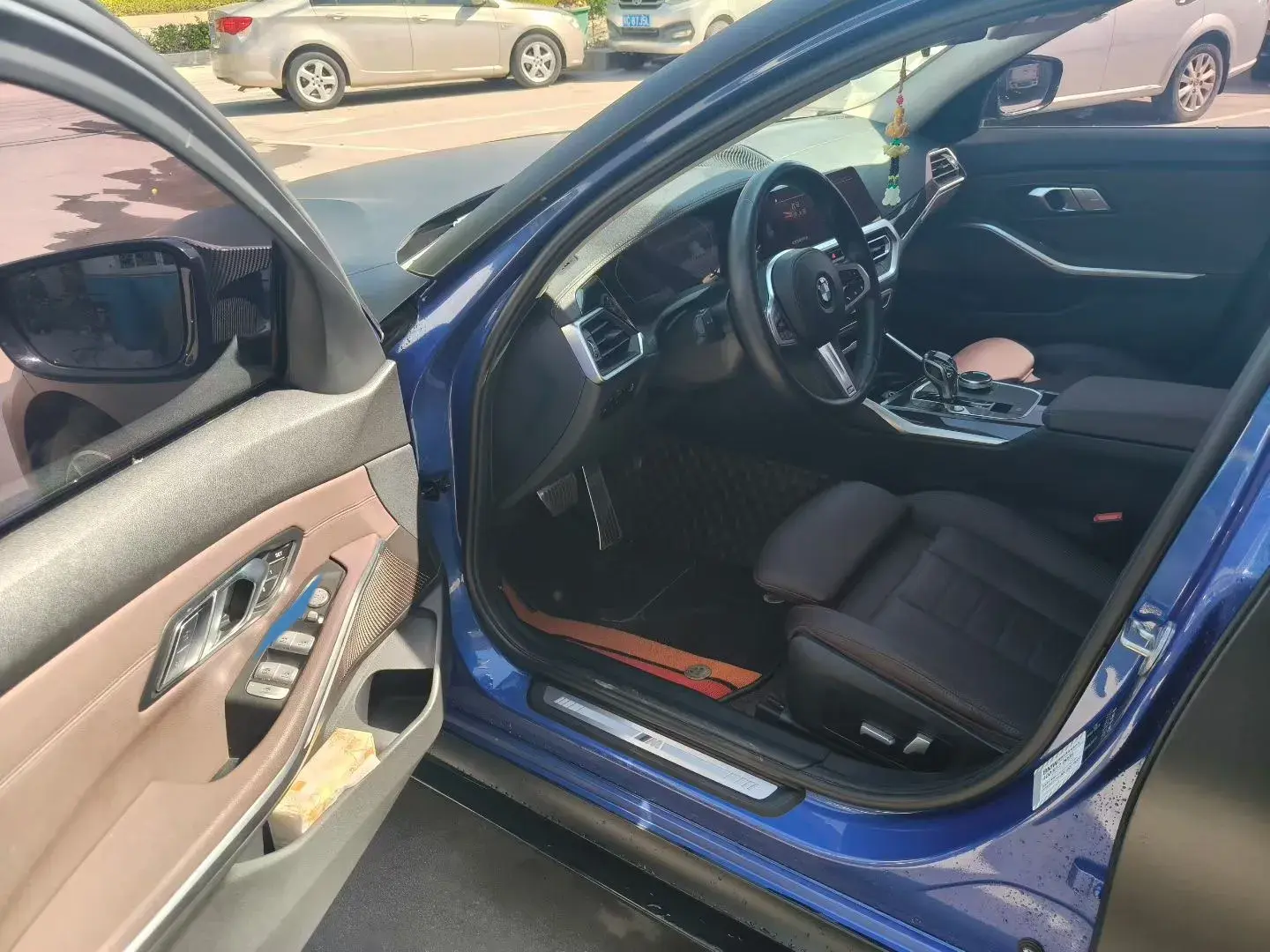 2021 BMW 3 thumbnail 3