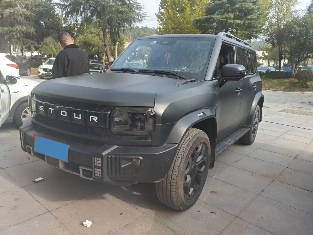 2023 Jetour Traveller 2.0T 254HP L4 7DCT