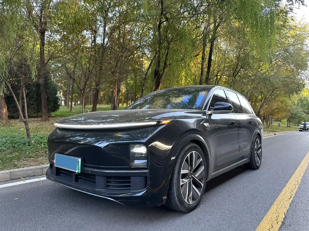 2023 Li L8 Range Extended 154HP REEV 40.9KWH