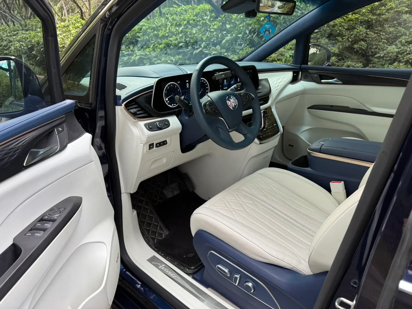 2020 BUICK GL8 thumbnail 4