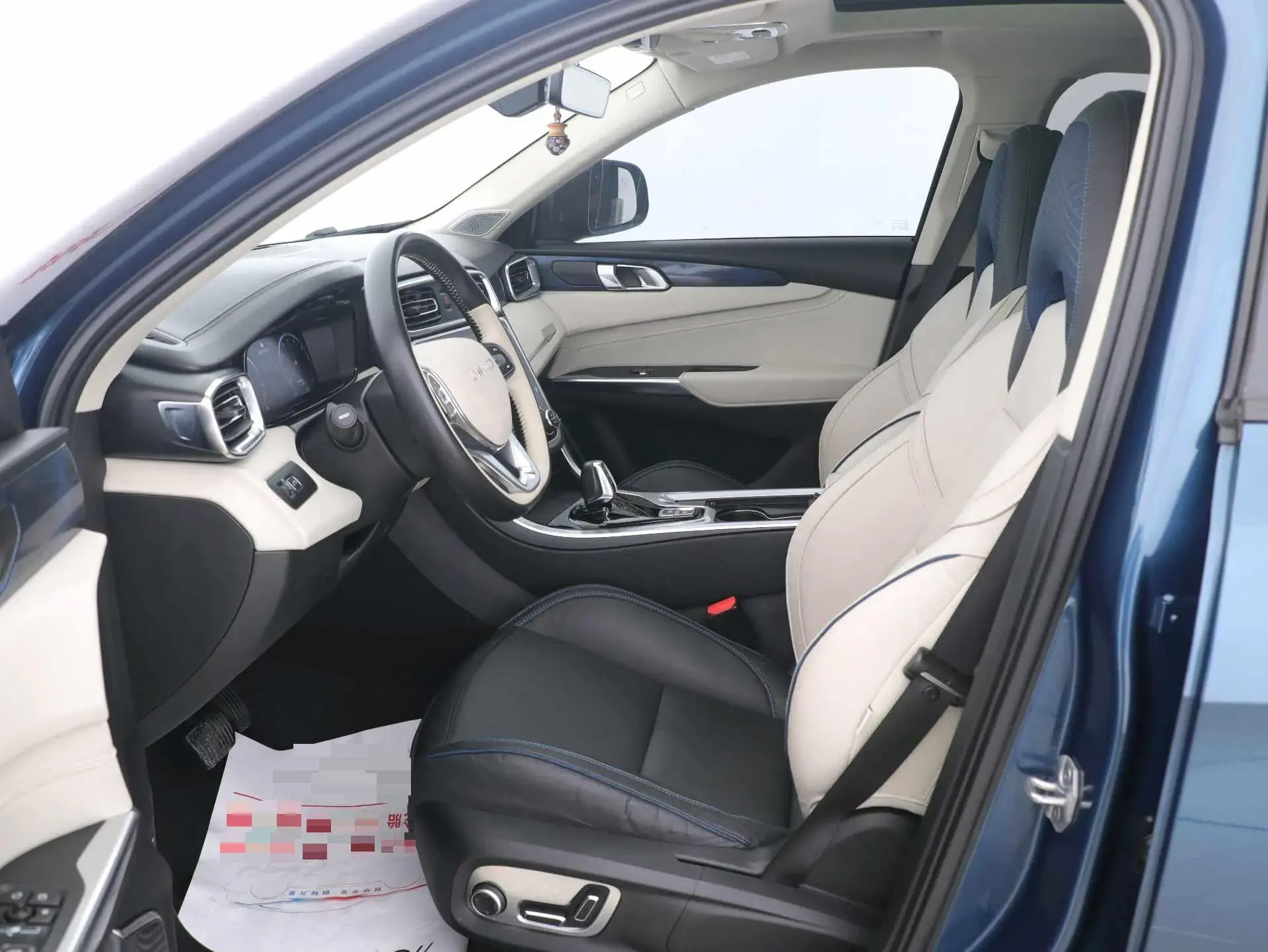 2019 LYNK&CO 01 thumbnail 4