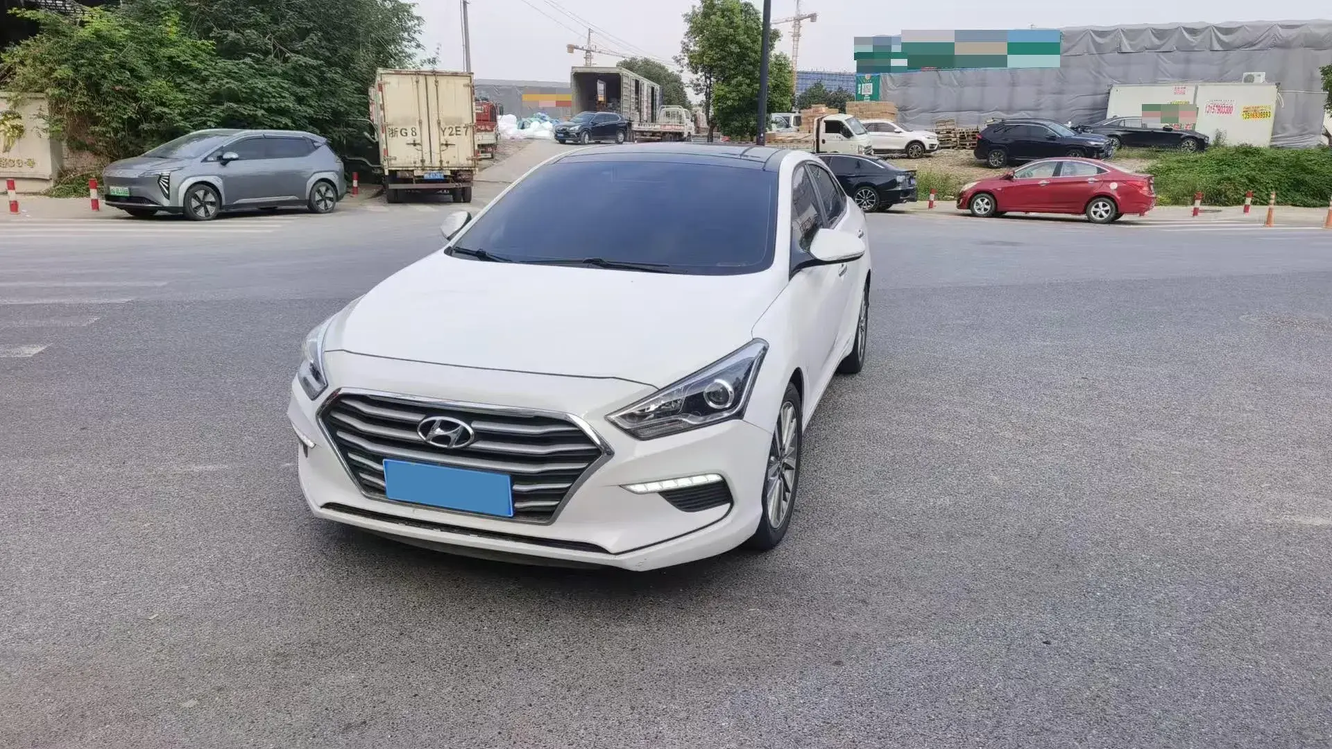 2017 HYUNDAI MISTRA thumbnail 2