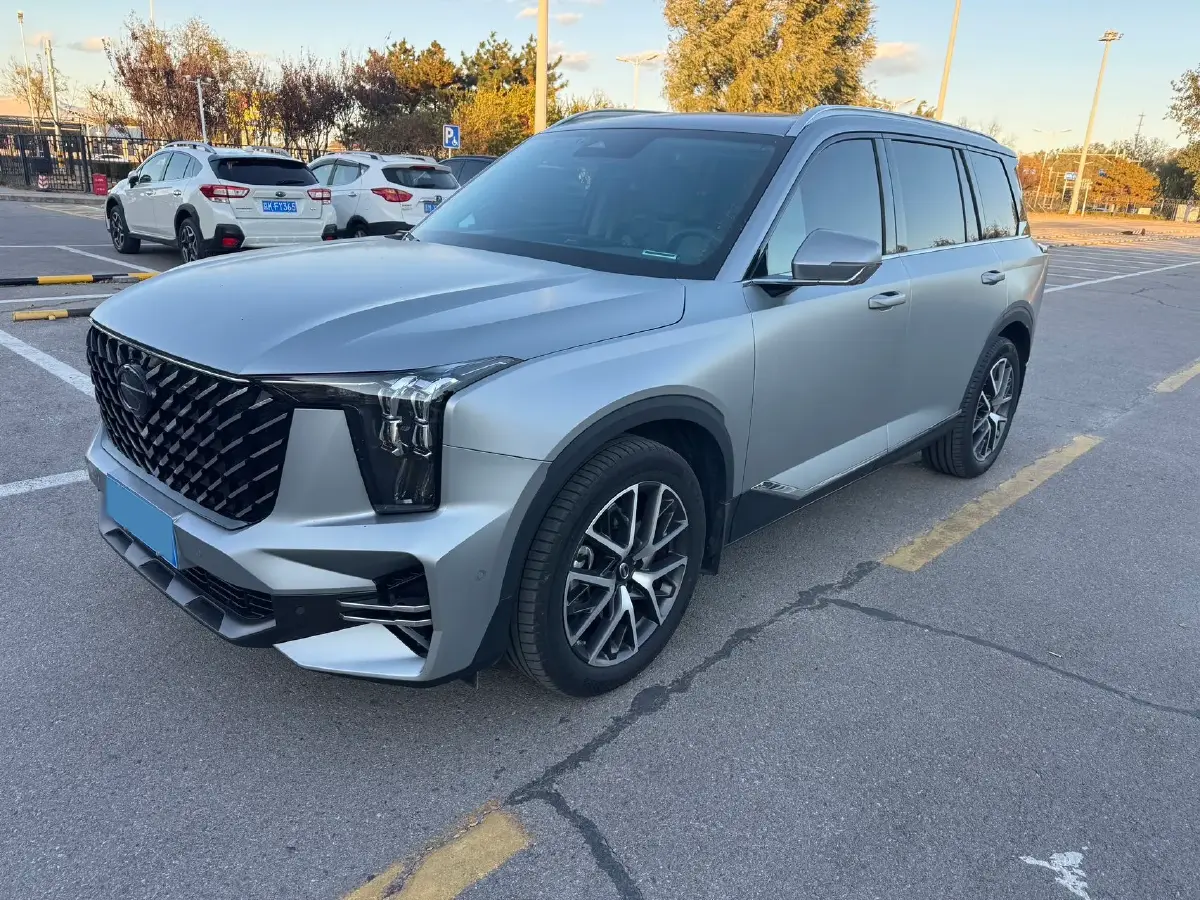 2022 GAC Trumpchi GS8 2.0T 252HP L4 8AT