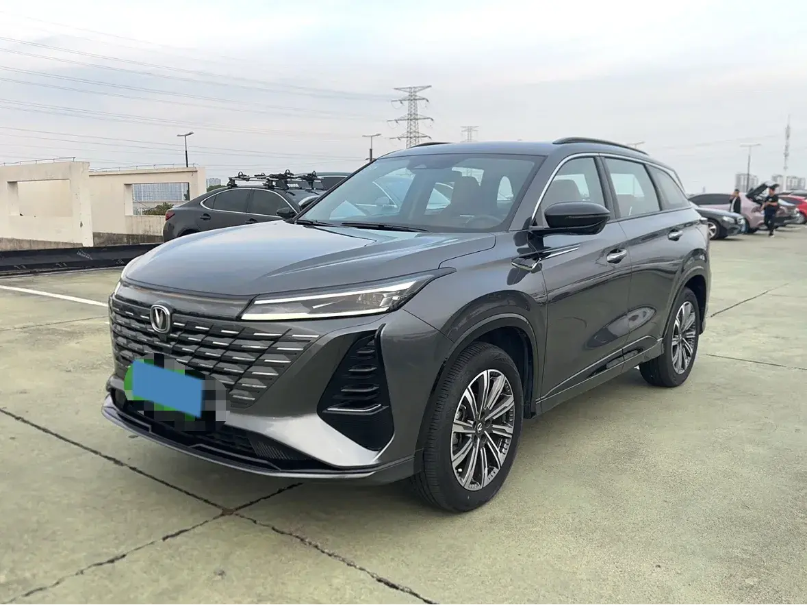 2024 ChangAn CS75 Plus 1.5T 188HP L4 8AT