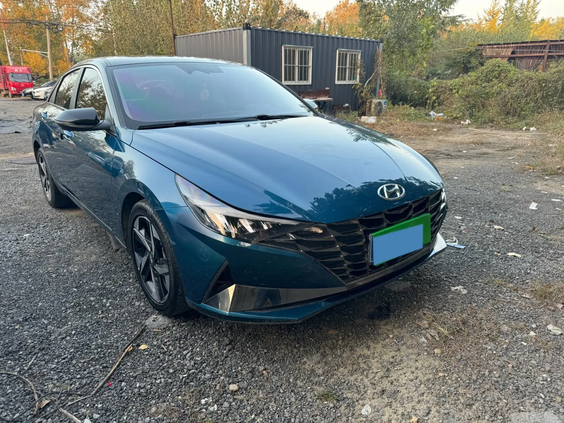 2022 HYUNDAI ELANTRA thumbnail 2