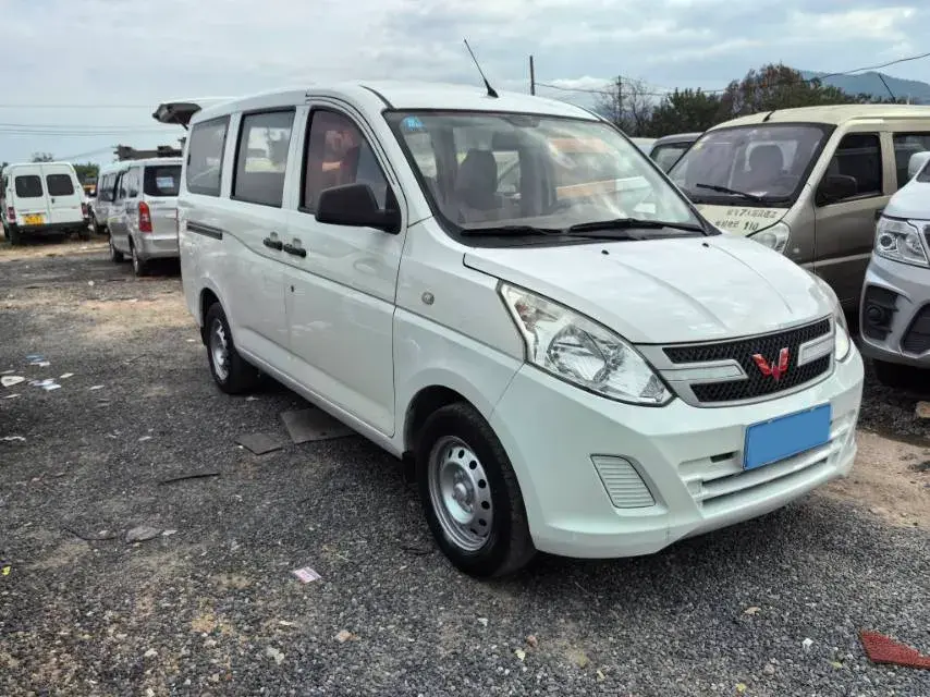 2016 WULING RONGGUANG thumbnail 2