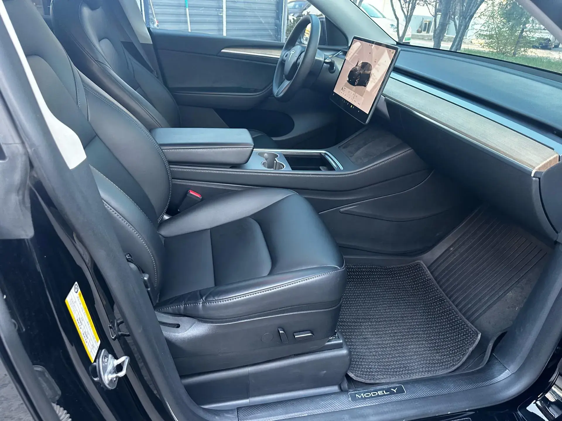 2022 TESLA MODEL thumbnail 3