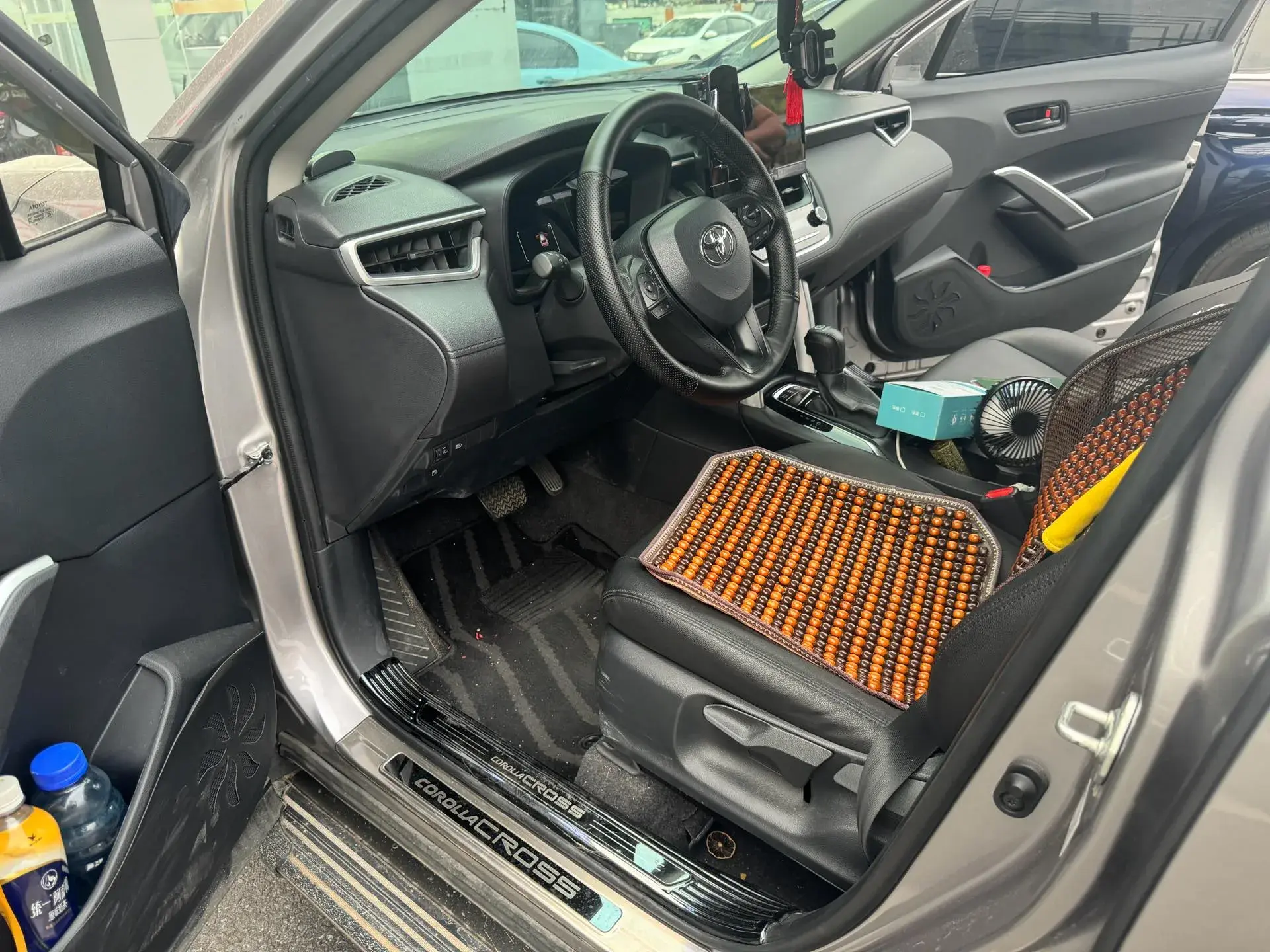 2024 TOYOTA COROLLA thumbnail 2