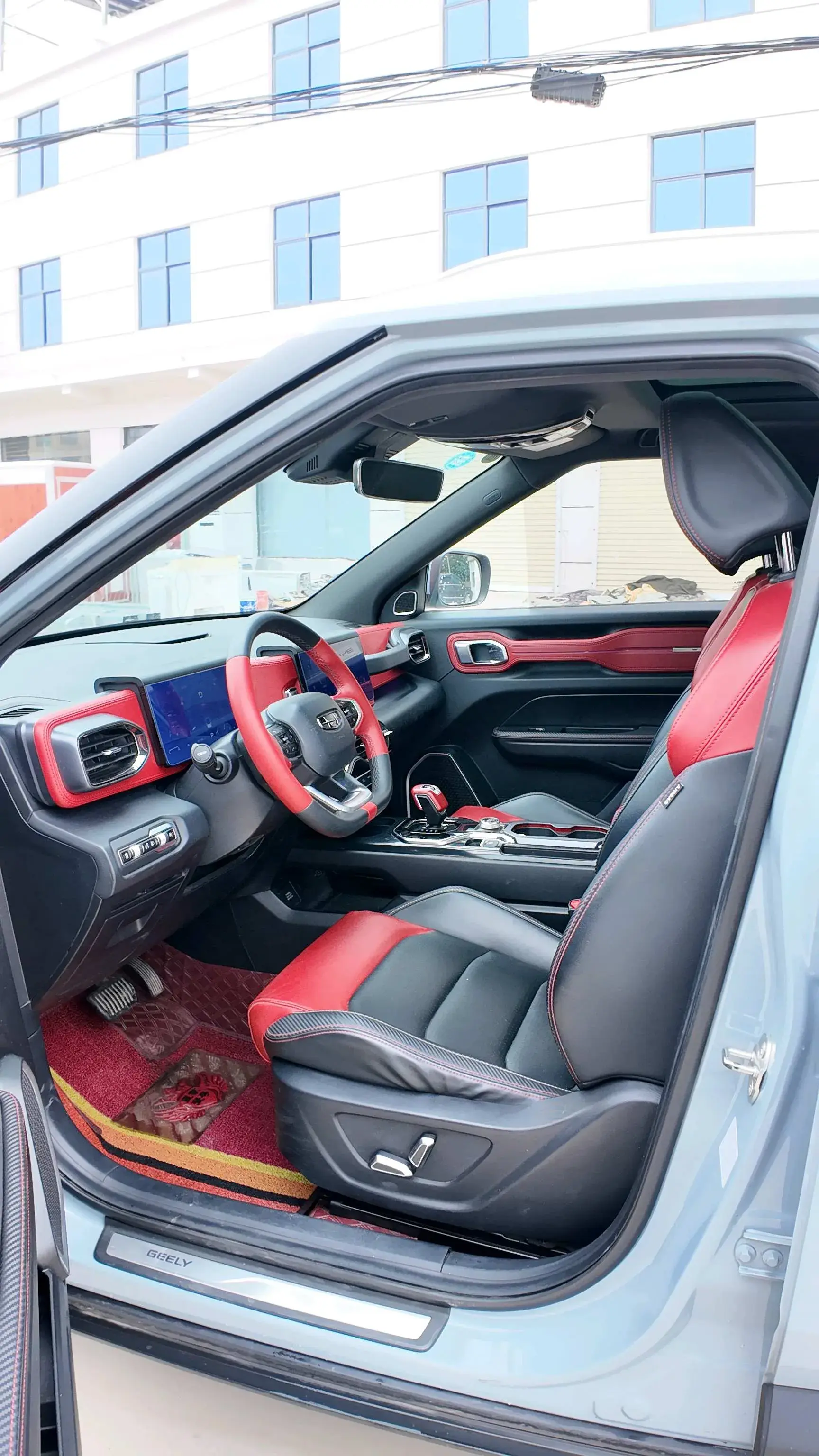 2020 GEELY ICON thumbnail 3
