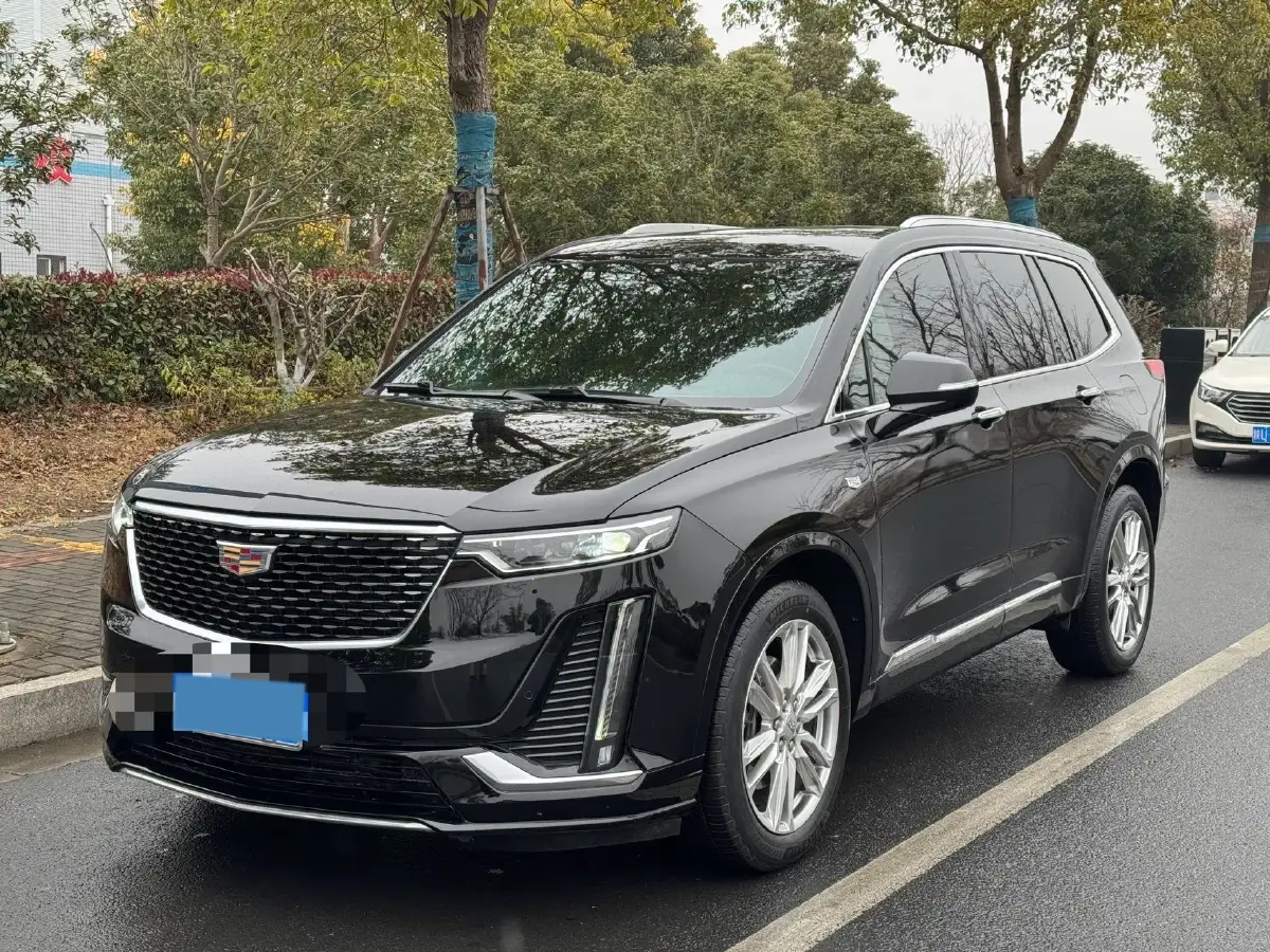 2022 Cadillac XT6 2.0T 237HP L4 9AT