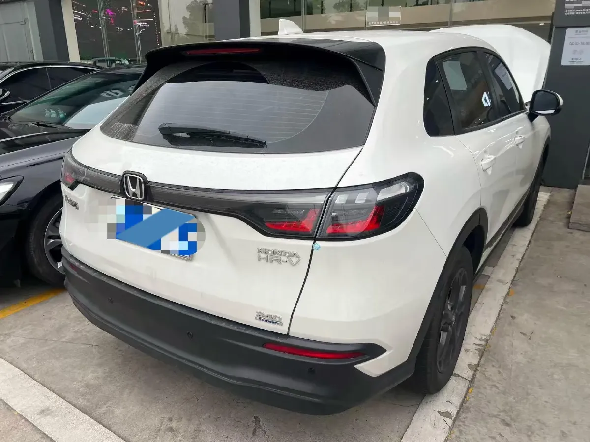 2023 Honda HR-V 1.5T 182HP L4 CVT,autocango,china used car exporter,china ev exporter,chinese used car exporter,chinese used ev exporter