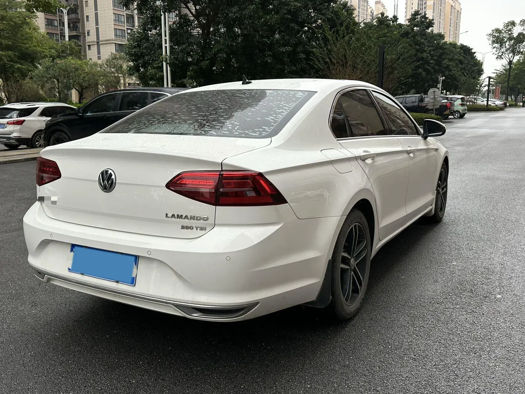 2019 VOLKSWAGEN LAMANDO thumbnail 4