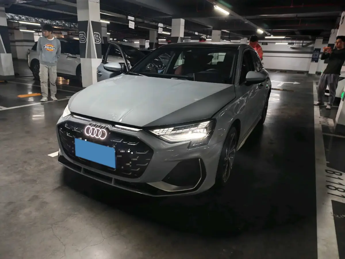 2025 Audi A3 1.5T 160HP L4 7DCT