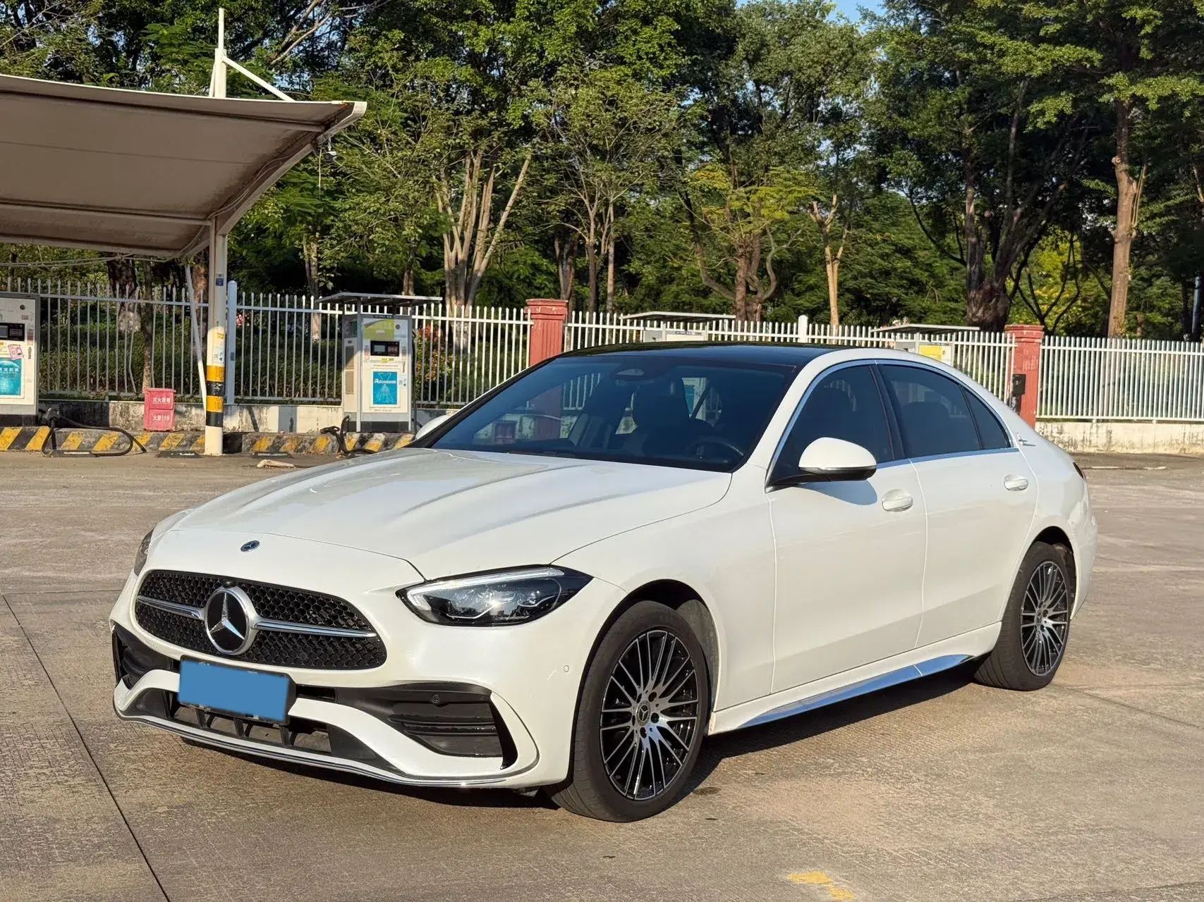 2024 MERCEDES-BENZ C view 1