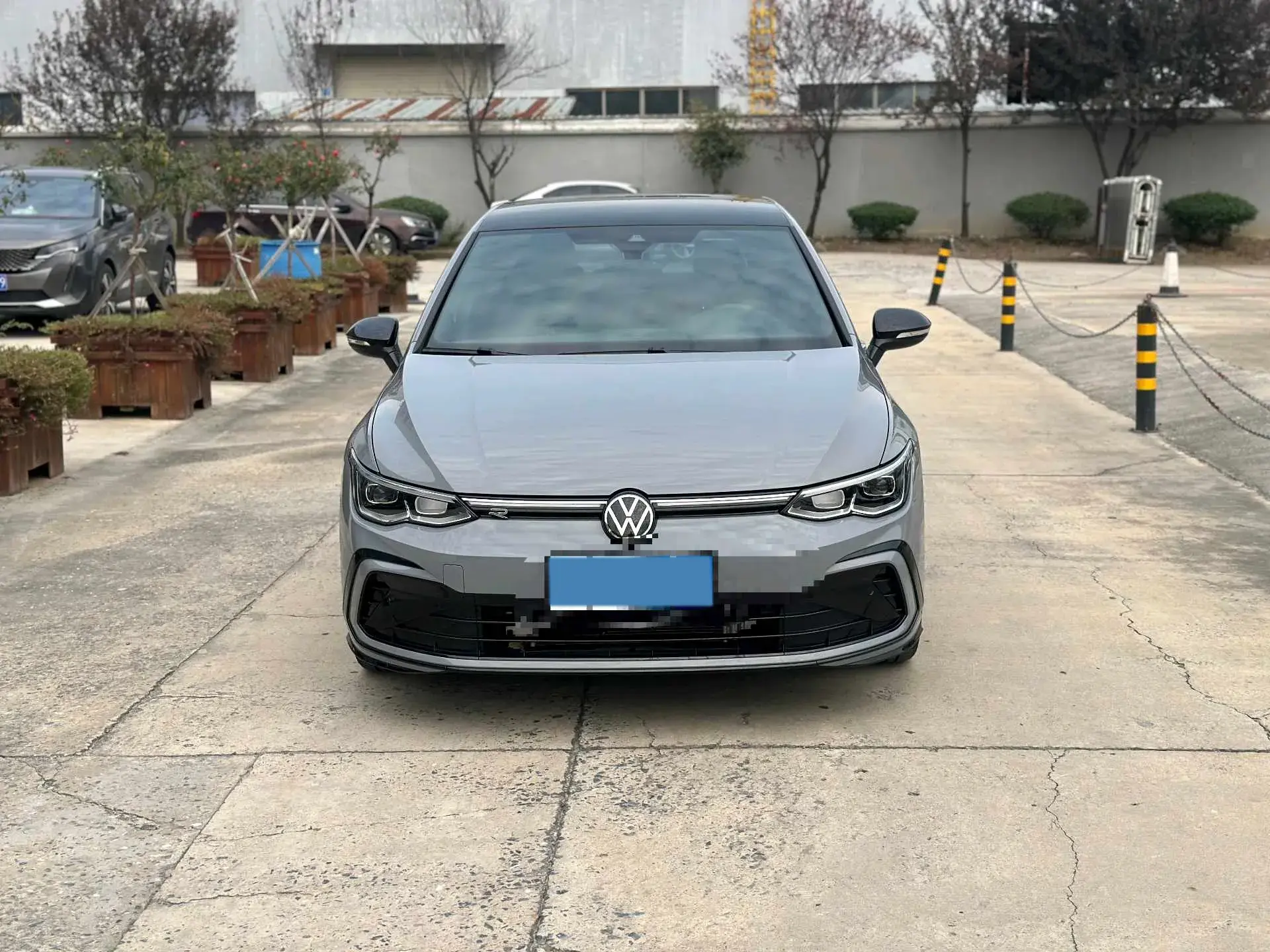 2024 VOLKSWAGEN GOLF thumbnail 2
