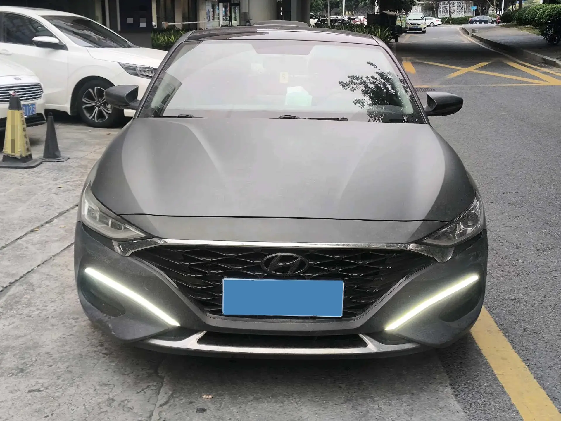2021 HYUNDAI LA thumbnail 2