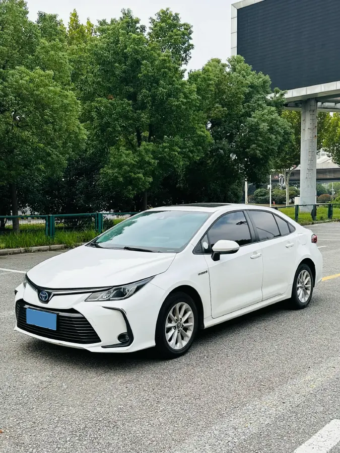 2022 Toyota Corolla 1.8L 98HP L4 E-CVT Hybrid