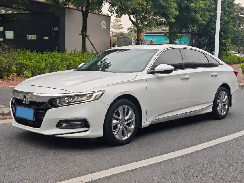 2018 Honda Accord 1.5T 194HP L4 CVT