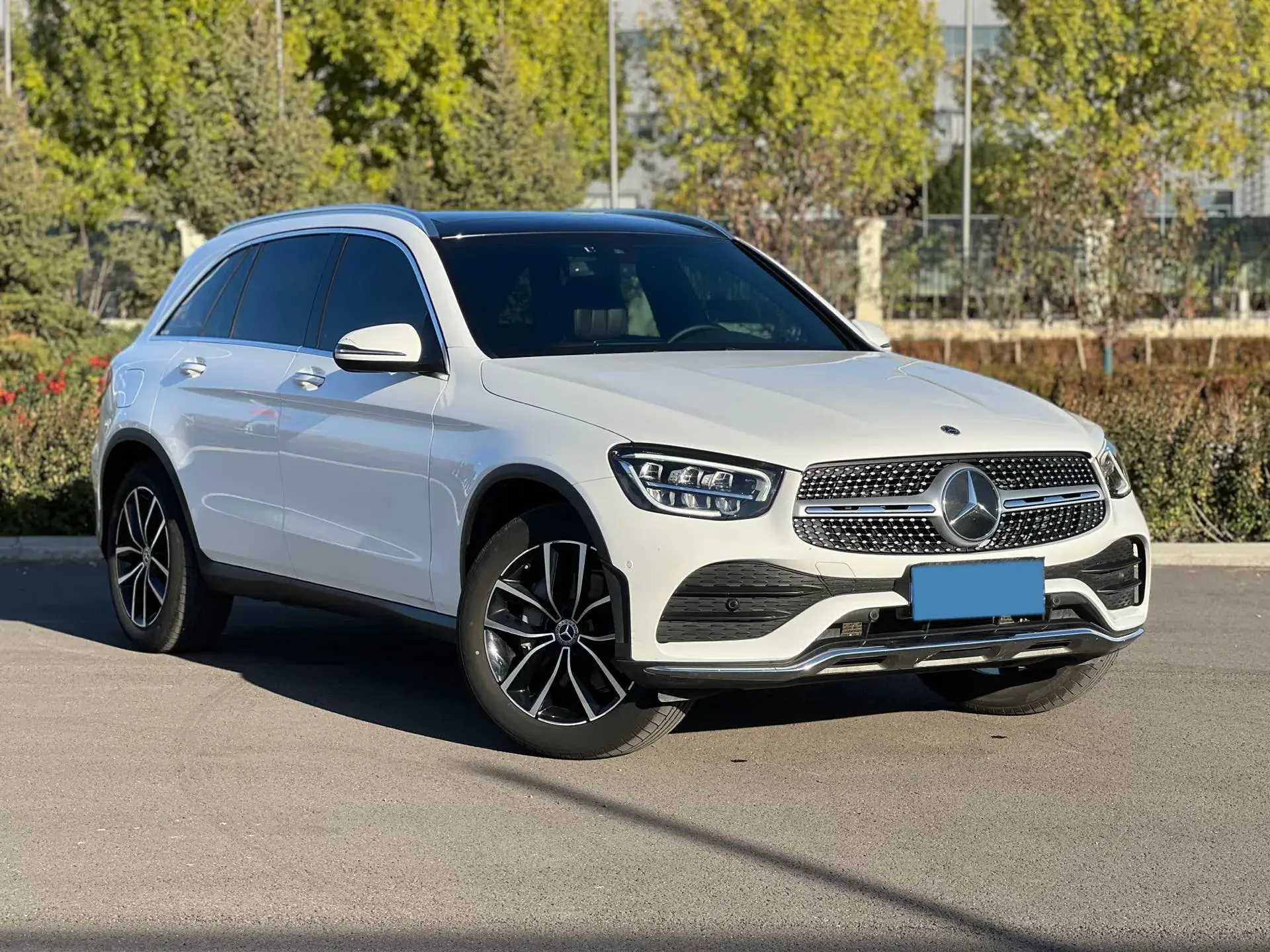 2021 MERCEDES-BENZ GLC thumbnail 3