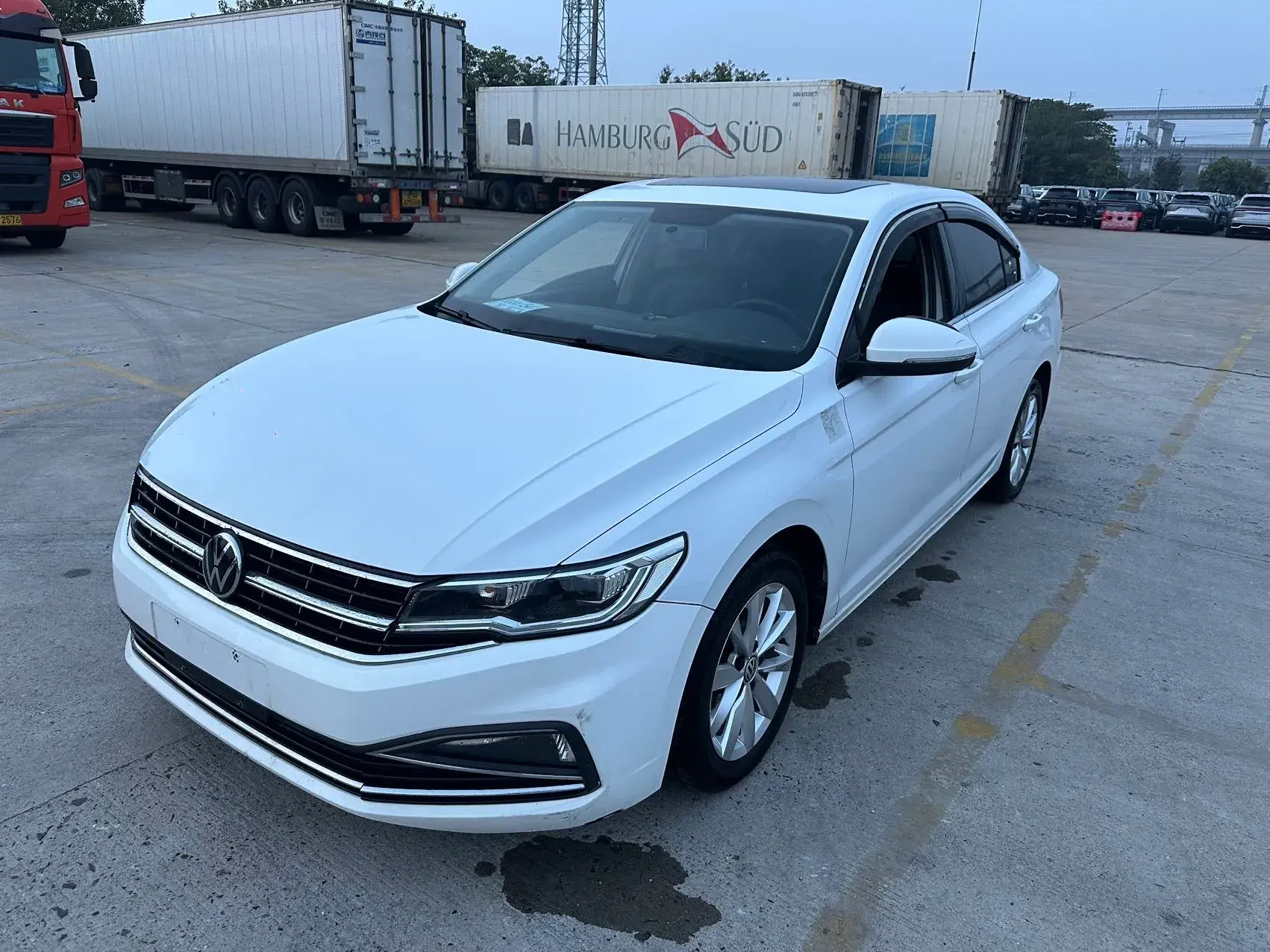 2021 VOLKSWAGEN BORA view 1