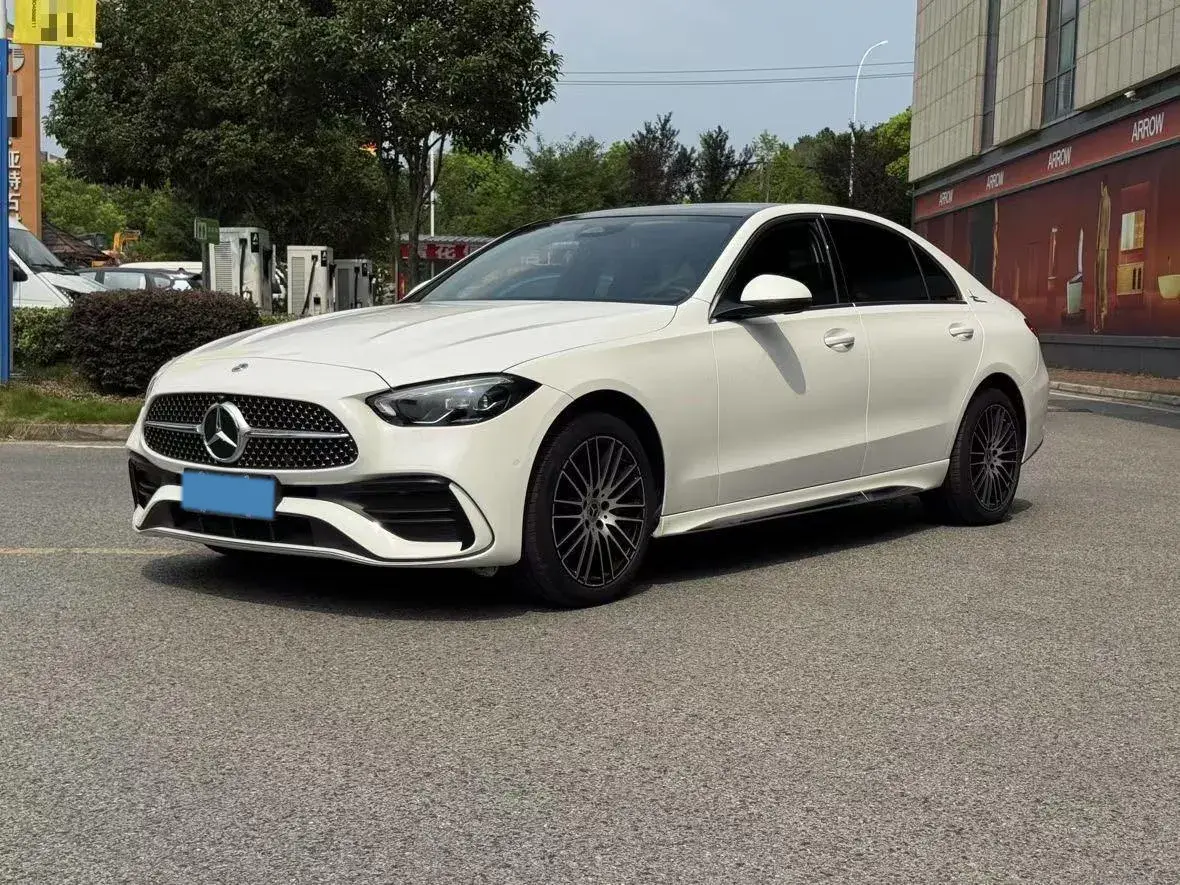 2024 MERCEDES-BENZ C view 1