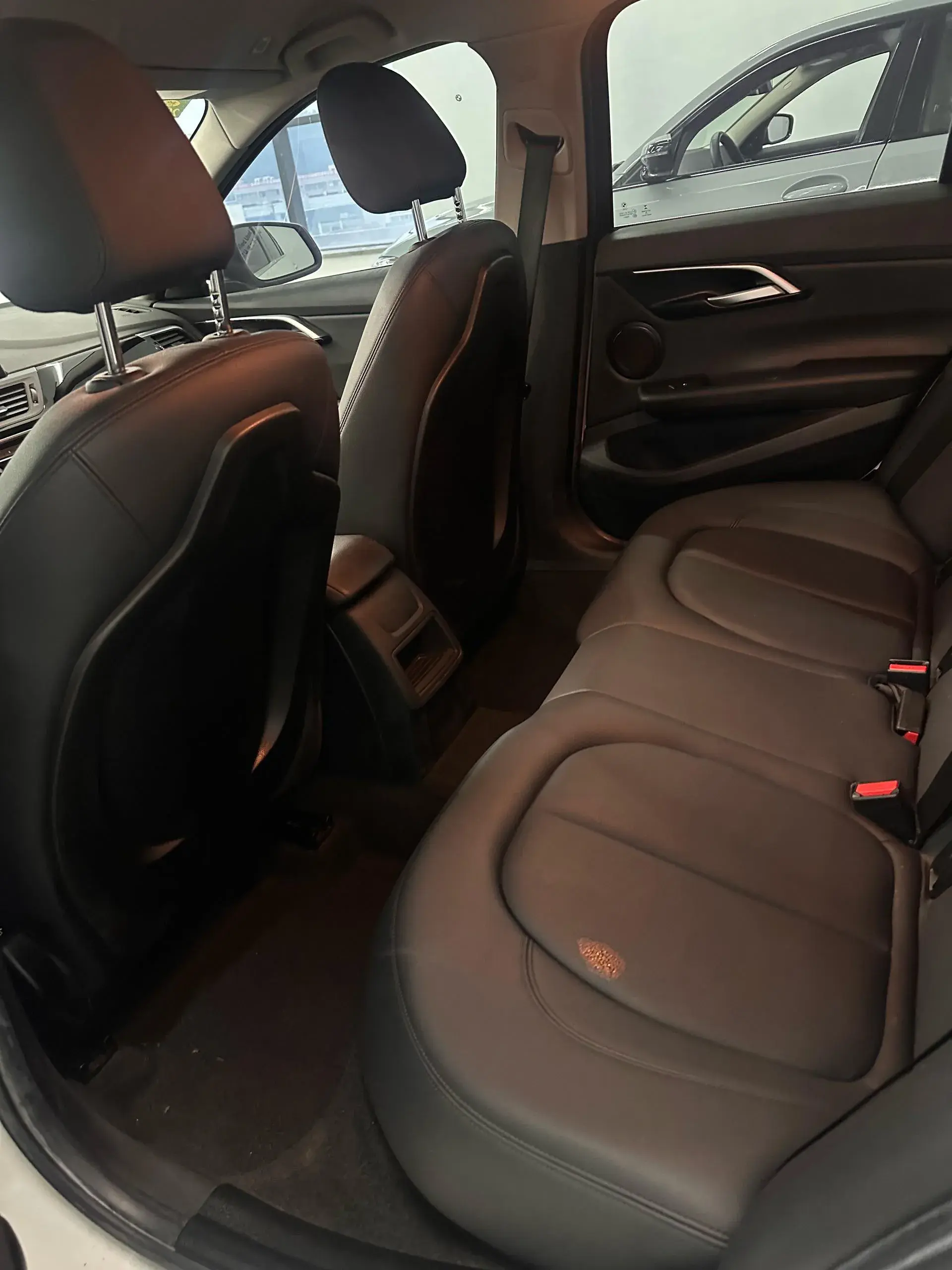 2020 BMW 1 thumbnail 4