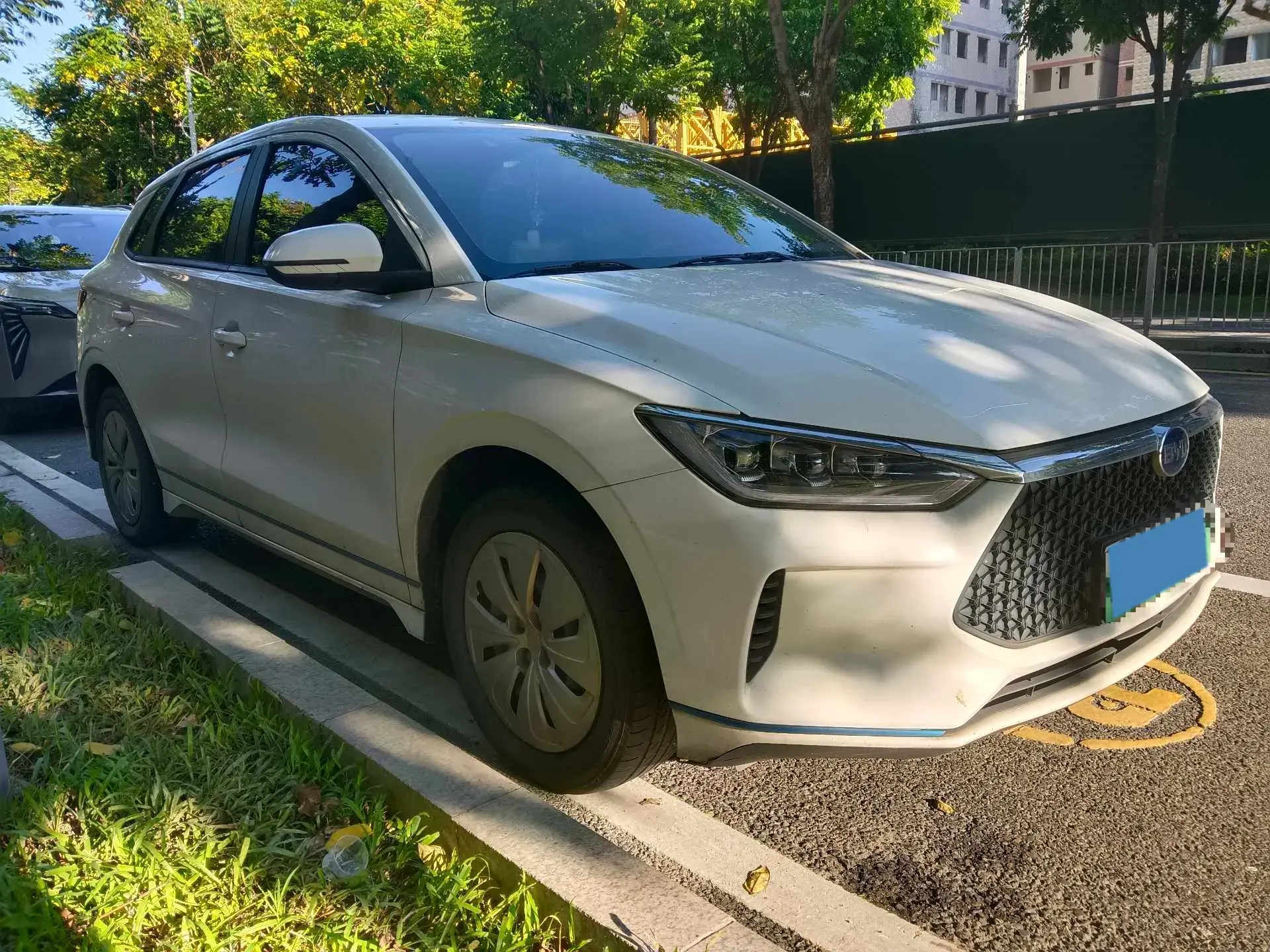 2021 BYD E2 thumbnail 3