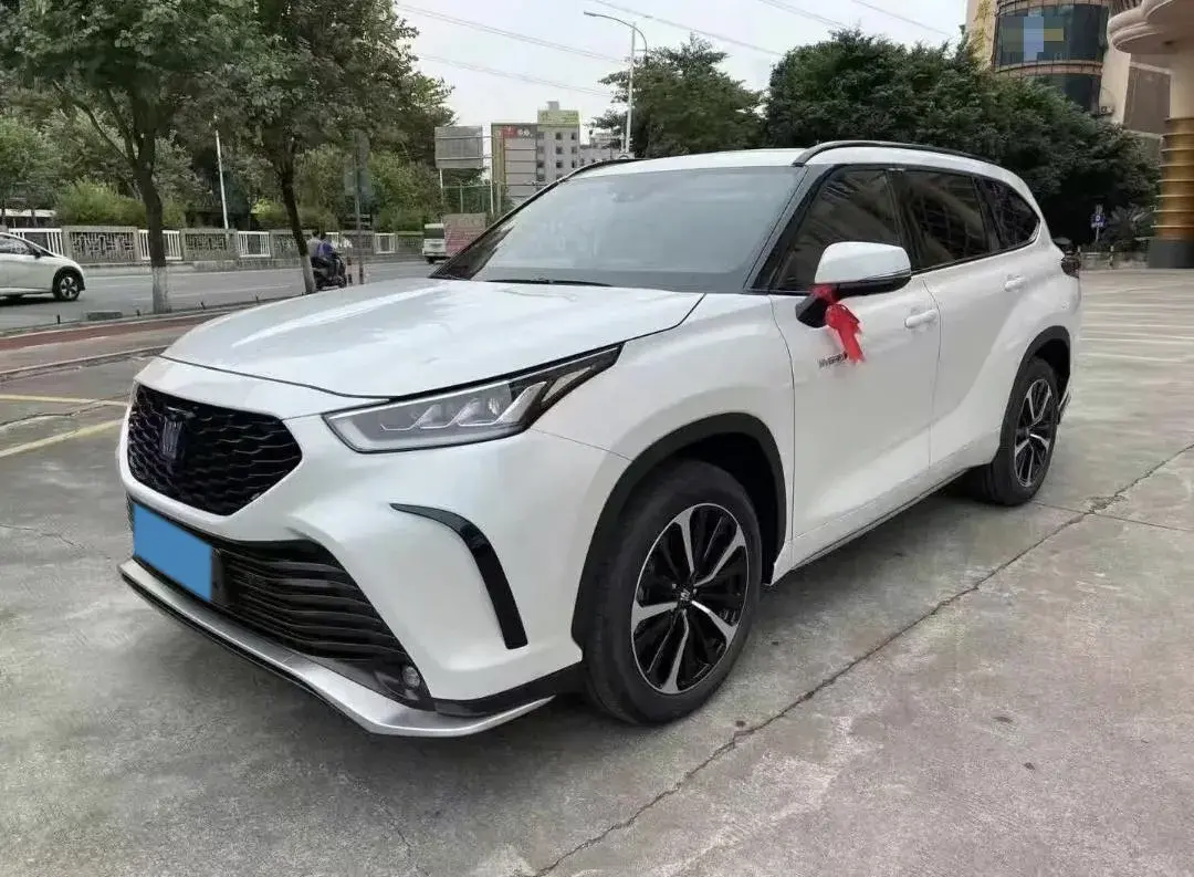 2024 TOYOTA CROWN view 1