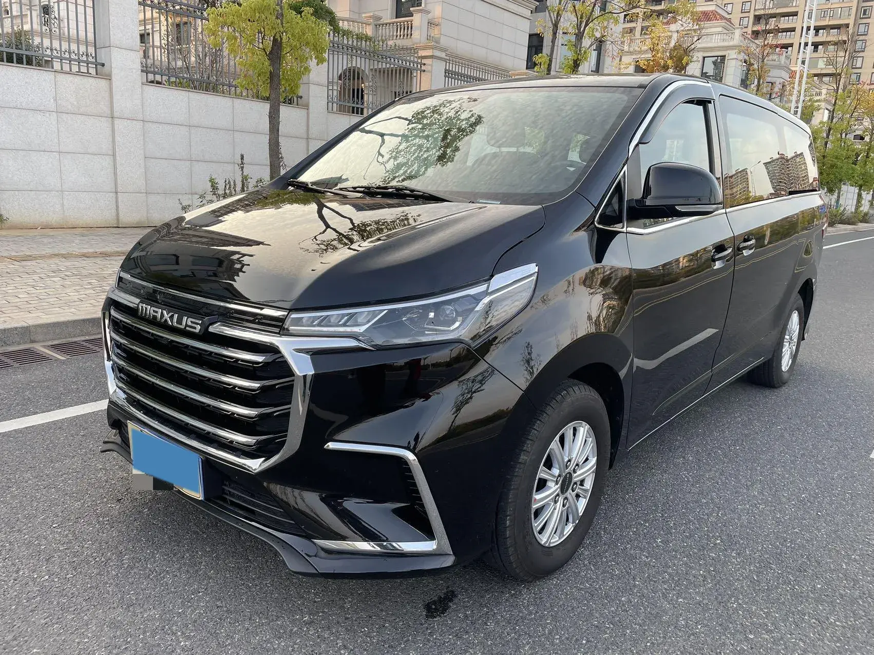 2025 MAXUS G10 view 1