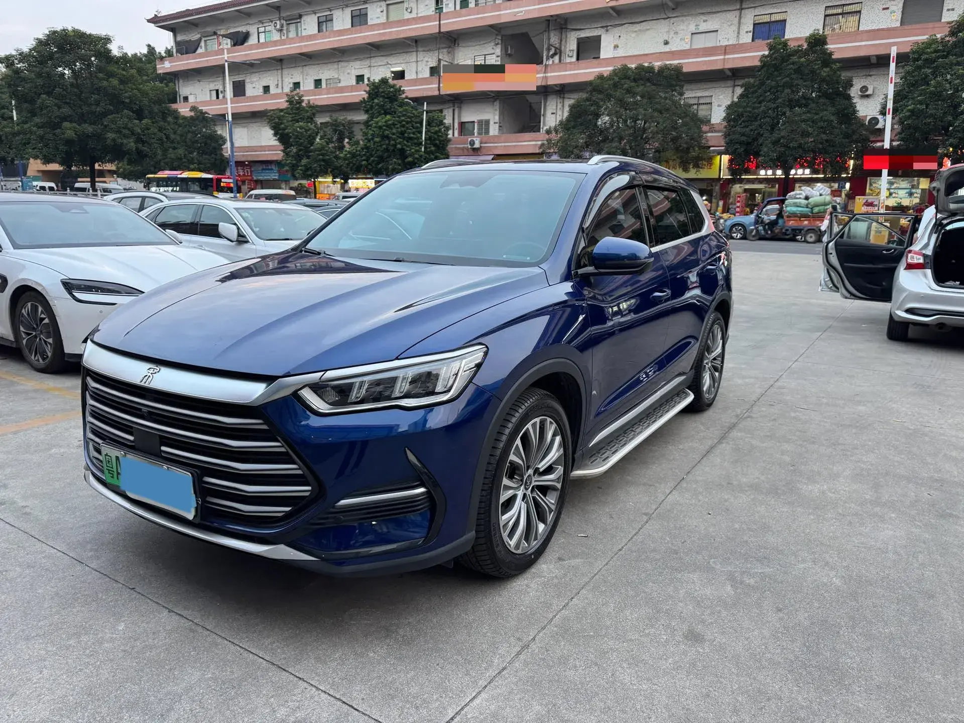 2022 BYD SONG view 1